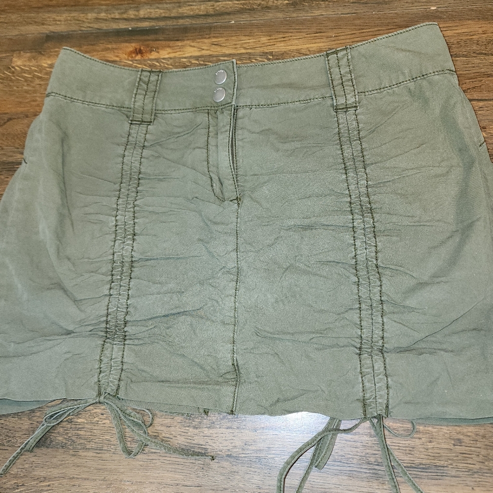 Garage Olive Green Mini Skirt Size P/S With Adjustable Length In Front & Back